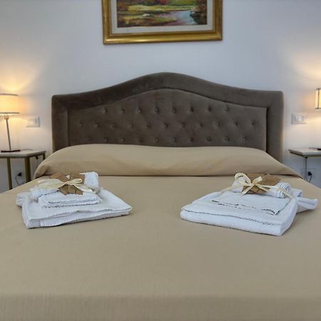 Tina'S Room Santa Maria di Castellabate Exteriör bild